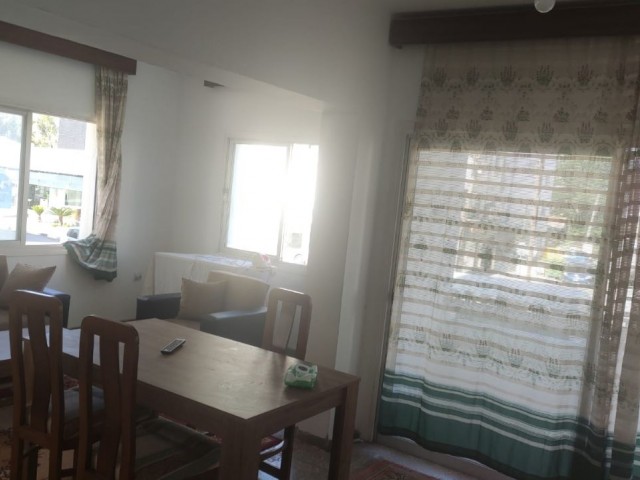 3 +1 RENTAL APARTMENT IN THE CENTRAL LOCATION OF KAYMAKLI, AVAILABLE ON September 25TH ! ** 