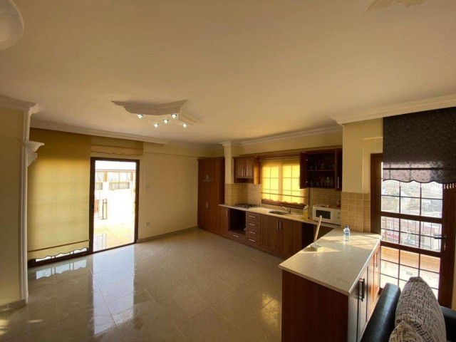 Yeniboğaziçinde 3+1 penthouse daire 