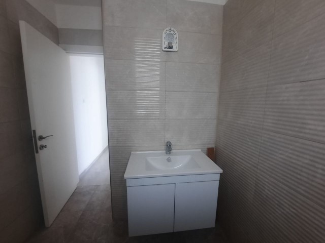 Flat For Sale in Küçük Kaymaklı, Nicosia