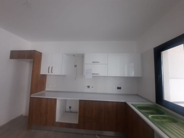 Flat For Sale in Küçük Kaymaklı, Nicosia