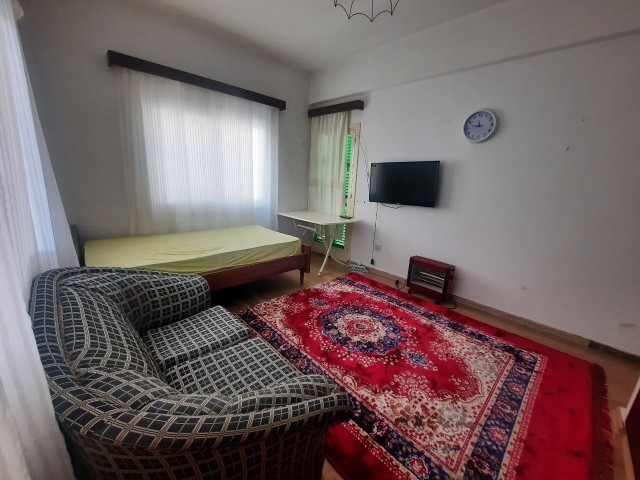 GÖNYELİ BÖLGESİNDE 2+1 SATILIK DAİRE