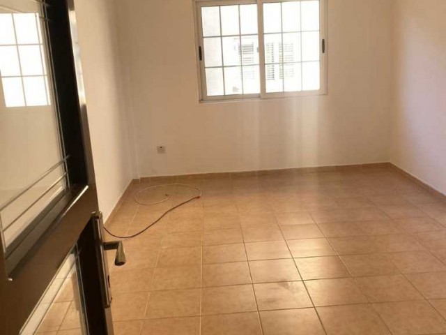 Flat To Rent in Dumlupınar, Nicosia