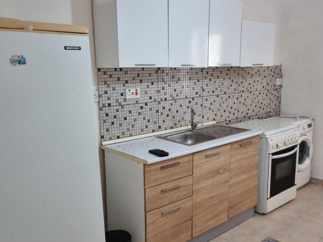 1+1 FLAT FOR RENT TO WOMEN IN GELİBOLU!