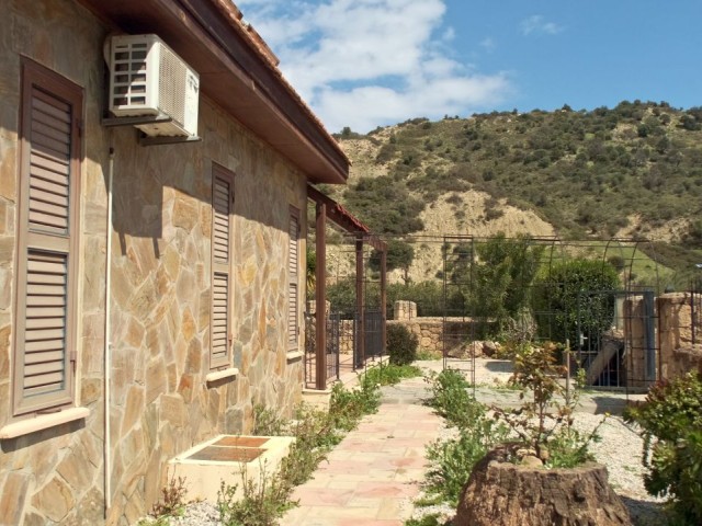 3+1 DUPLEX VILLA IN KARSIYAKA REGION 