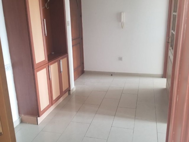 Family-friendly 3+1 Flat Near Hamitköy Roundabout