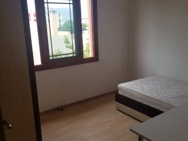 Family-friendly 3+1 Flat Near Hamitköy Roundabout