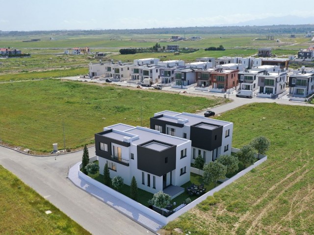 4+1 LUXUSVILLA IN DER REGION YENIKENT!!!