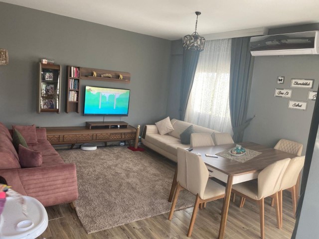 2+1 Large and Spacious Flat for Sale in Yenişehir