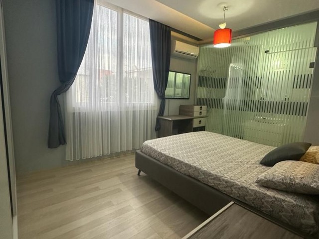 LUXUSWOHNUNG IM KYRENIA-ZENTRUM