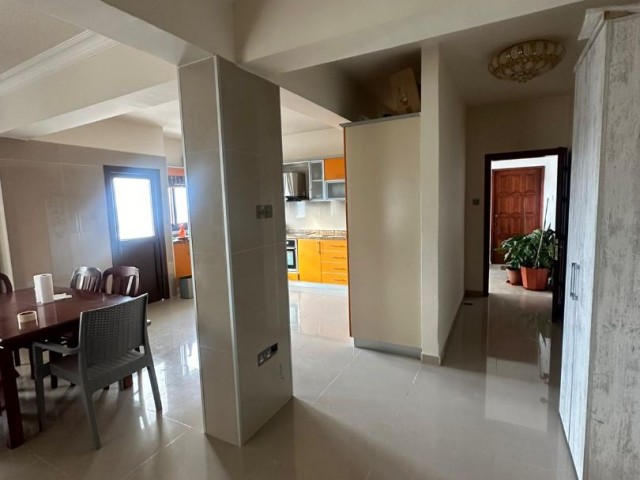 3+1 WOHNUNG ZU VERMIETEN MIT MEERBLICK IN GIRNE KARAOĞLAN