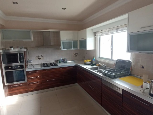 NICOSIA GÖNYELİ AREA 3+1 FULLY FURNISHED FLAT WITH MASTER BATHROOM FOR RENT