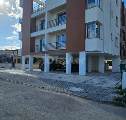 آماده نقل مکان در آپارتمان در منطقه GÖNYELİ