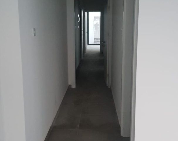 Ground floor apartment in Yenikent area