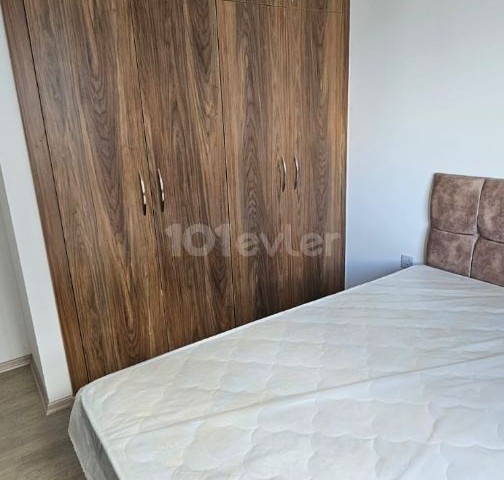 (02)- LEFKOŞA GÖNYELİ BÖLGESİNDE  SATILIK EŞYALI FIRSAT 2+1 DAİRE 