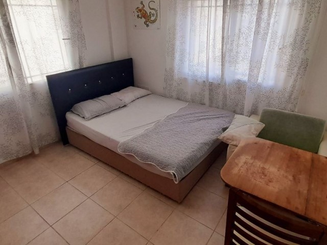 LEFKOŞA HAMİTKÖY BÖLGESİNDE KİRALIK PENTHOUSE 2+1 DAİRE