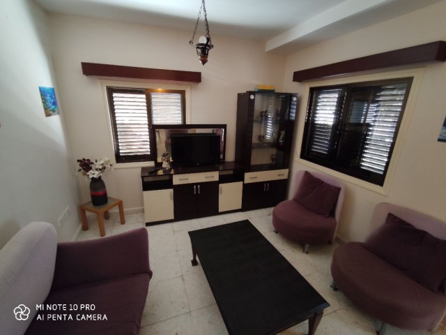 Detached House To Rent in Girne Merkez, Kyrenia