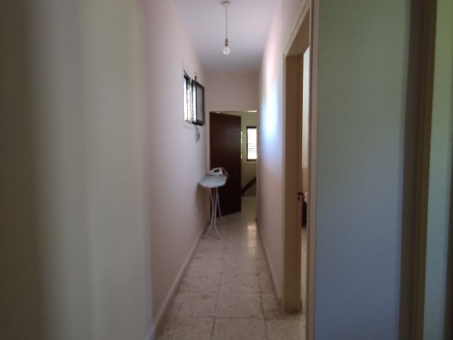 Detached House To Rent in Girne Merkez, Kyrenia