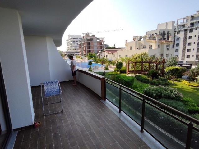 LUXUS 2+1 WOHNUNG IN KYRENIA AKACAN RESIDENZ ** 