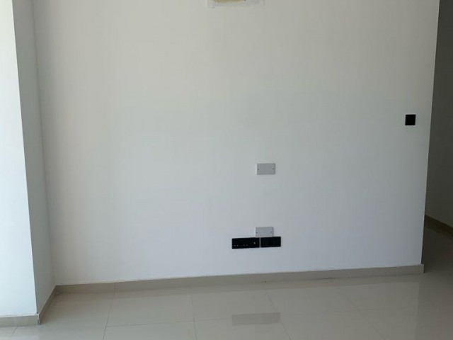 Flat For Sale in Yukarı Girne, Kyrenia