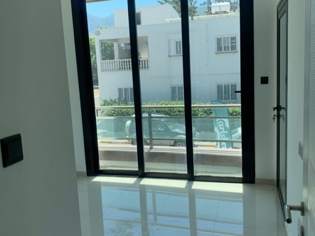 Flat For Sale in Yukarı Girne, Kyrenia