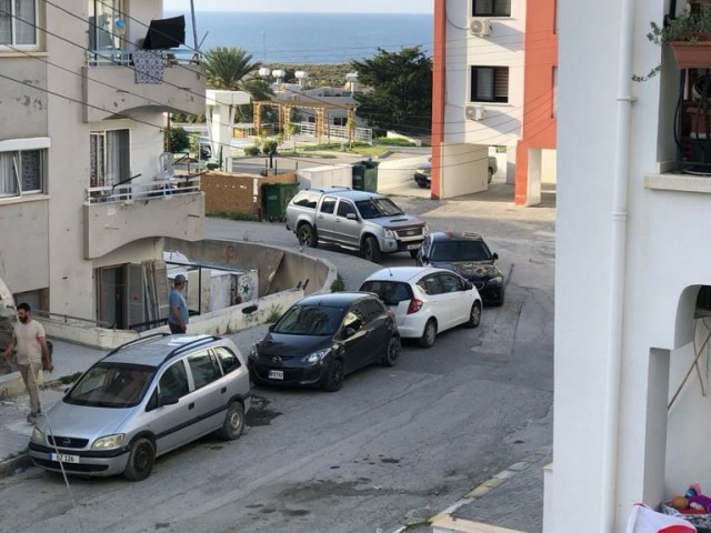 TÜRKISCHES KOÇANLI-GEBÄUDE ZUM VERKAUF IM KYRENIA-ZENTRUM