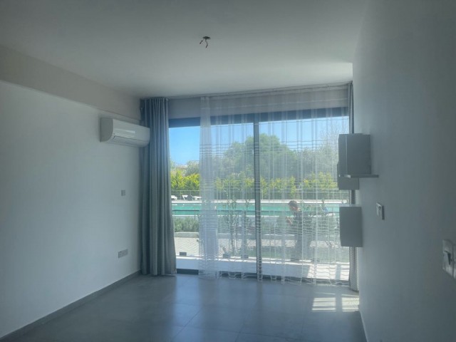 Flat To Rent in Alsancak, Kyrenia