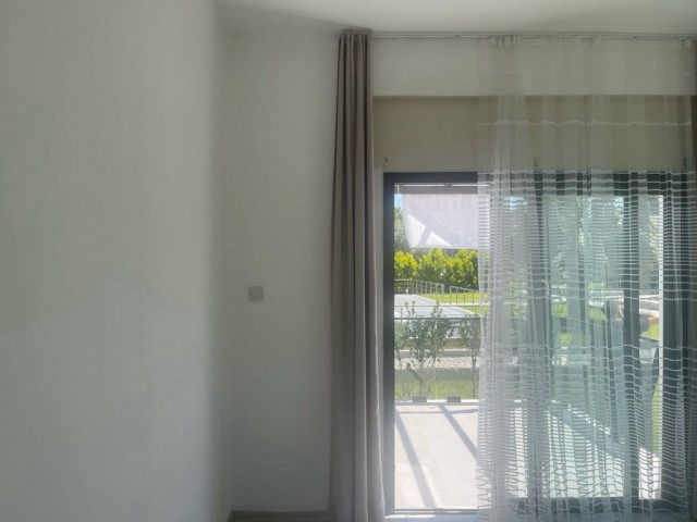 Flat To Rent in Alsancak, Kyrenia