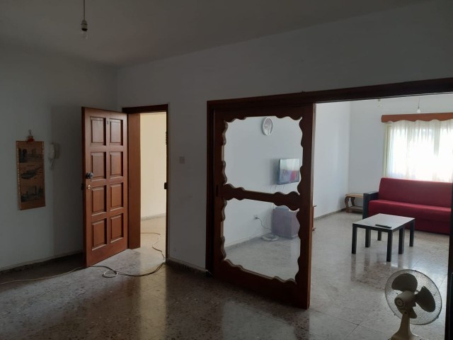 Flat To Rent in Köşklüçiftlik, Nicosia