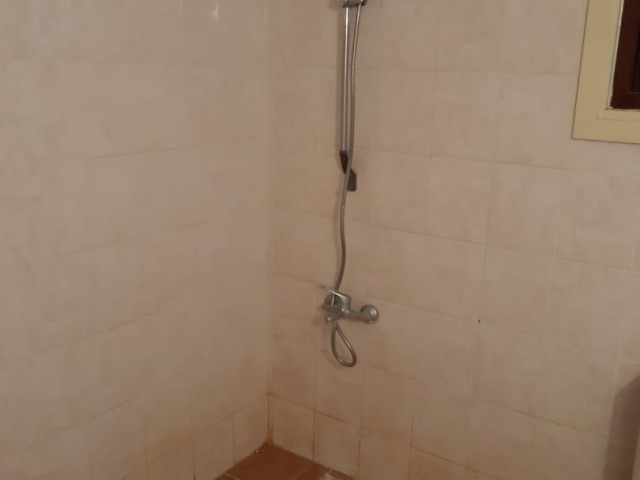 Flat To Rent in Köşklüçiftlik, Nicosia