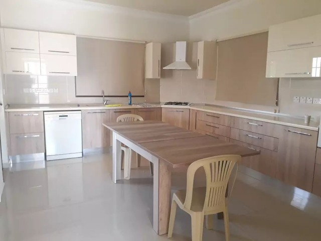 Villa To Rent in Dumlupınar, Nicosia