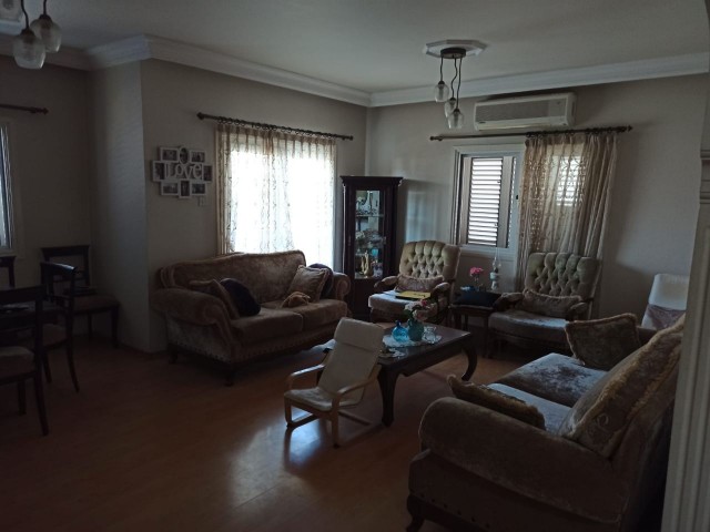 Flat To Rent in Ortaköy, Nicosia