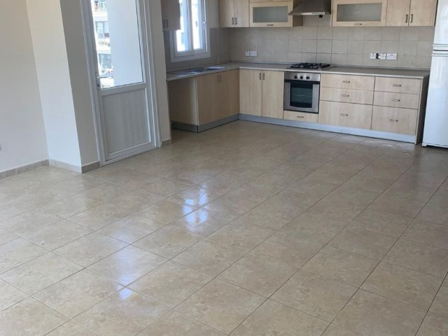 Flat To Rent in Küçük Kaymaklı, Nicosia