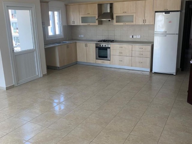 Flat To Rent in Küçük Kaymaklı, Nicosia