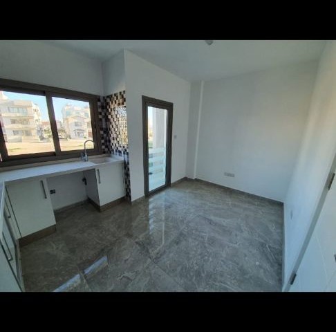 3 + 1 apartment for sale in All taxes in Gönyeli (Turkish coach)