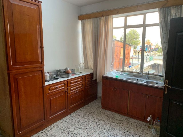 Detached House To Rent in Kumsal, Nicosia