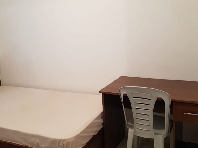 HAMITKÖY DE 6000 TL FÜR 6 MONATE IM VORAUS 3 + 1 VOLL MÖBLIERTE WOHNUNG ZUR MIETE ** 