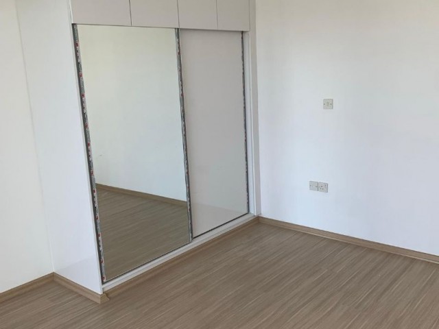 (M-G) LEFKOŞA DEMİRHAN BÖLGESİNDE SIFIR ÇOK GENİŞ 3+1 SATILIK DAİRE