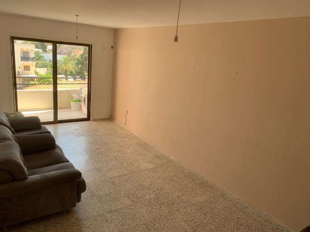 2+1 RENTAL APARTMENT WITH MONTHLY PAYMENT IN NICOSIA DEREBOYUN ((ANNUAL PAYMENT : 180 POUNDS)) ** 