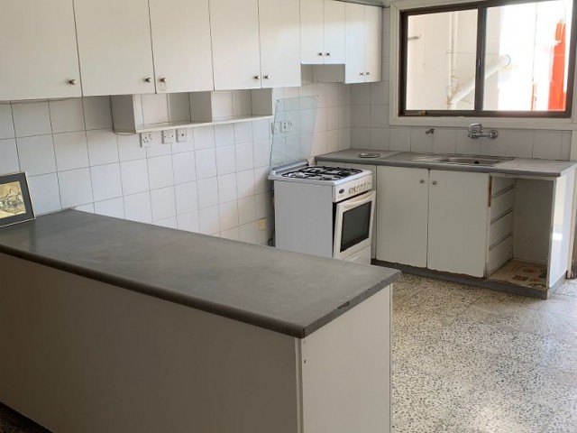 LEFKOŞA DEREOYUN' DA SATILIK (( KELEPİR FİYATINA  FIRSAT DAİRE )) 2+1 DAİRE