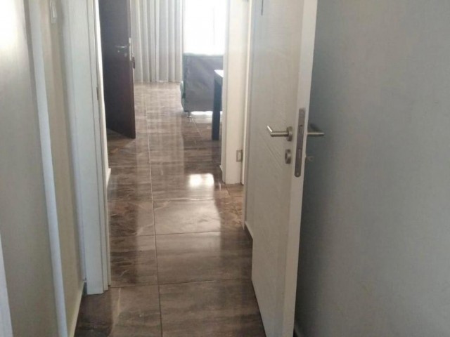  LEFKOŞA KAYMAKLI'DA  LÜKS 2+1 KİRALIK  YENİ EŞYALI ((PENTHOUSE ))  DAİRE 