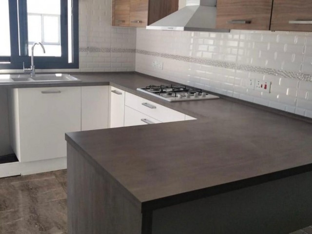  LEFKOŞA KAYMAKLI'DA  LÜKS 2+1 KİRALIK  YENİ EŞYALI ((PENTHOUSE ))  DAİRE 