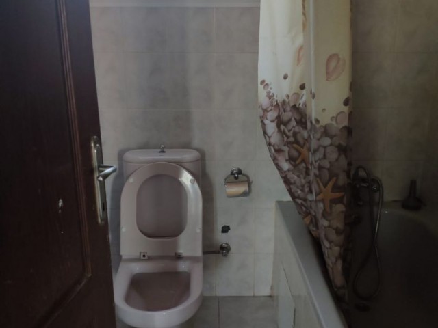 YENIKENT 3+1 APARTMENT FOR RENT ( SUPER LOCATION ) ** 