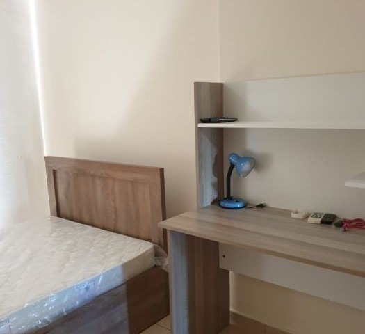 2 + 1 FULLY FURNISHED RENTAL APARTMENT WITH ANNUAL ADVANCE PAYMENT OF 5500 TL IN KAYMAKLI (GARDEN) (AVAILABLE ON October 14) ** 