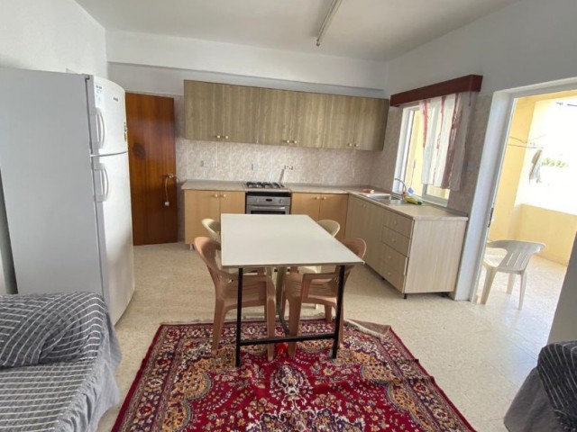  LEFKOŞA GÖNYELİ'DE 4+1 KİRALIK  GENİŞ EŞYALI  DAİRE 