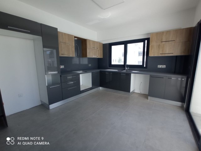 LUXUS-PENTHOUSE-WOHNUNG ZUM VERKAUF IN GEHRUNG 2+1 !!! ** 