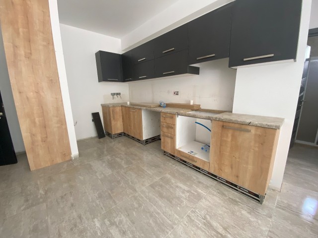 ORTAKÖY SÜPER LOKASYONDA KİRALIK 2+1 DAİRE 