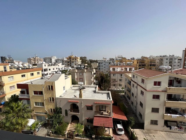 Famagusta-Gulseren- Satilik- 2+1 APT