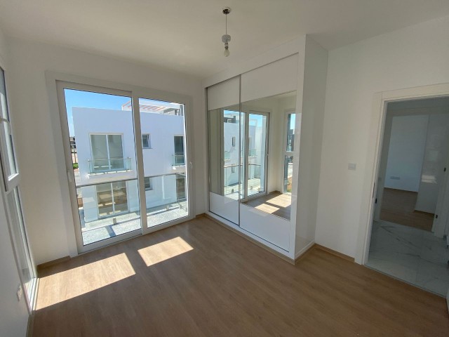 2 + 1 Wohnung zum Verkauf in Long Beach. Квартира 2+1 на продажу. ** 