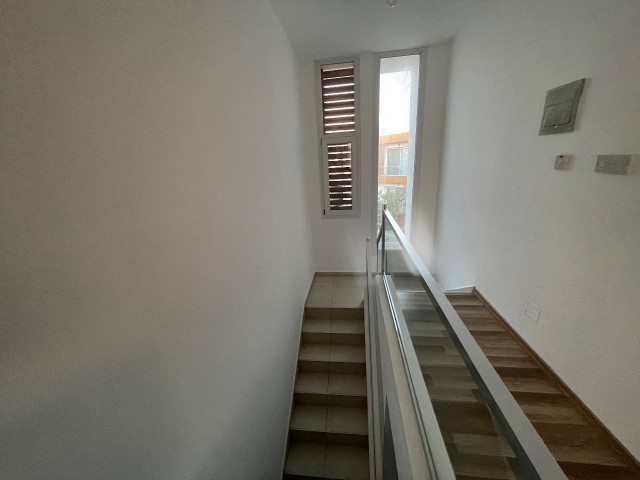 Magusa/Tuzla/Bölgesi/ Saklı Kent sitesi satılık 3+1 ikiz villa 