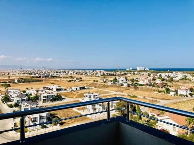 Sea view apartment for sale in Yeni Boğaziçi district ** 